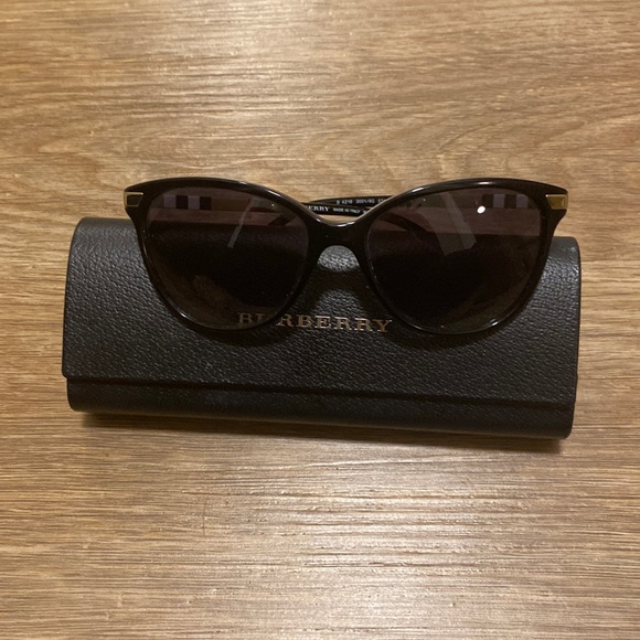 Burberry Accessories - Burberry Sunglasses with Case